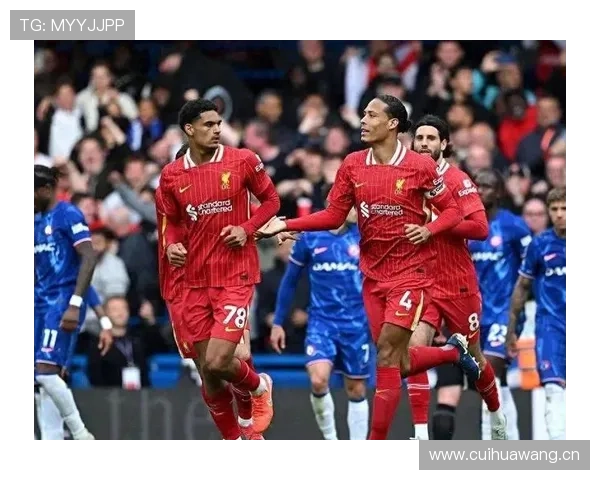 曼联争四形势持续变化:竞争格局波动下球队稳定性面临考验 曼联争四形势持续变化:竞争格局波动下球队稳定性面临考验