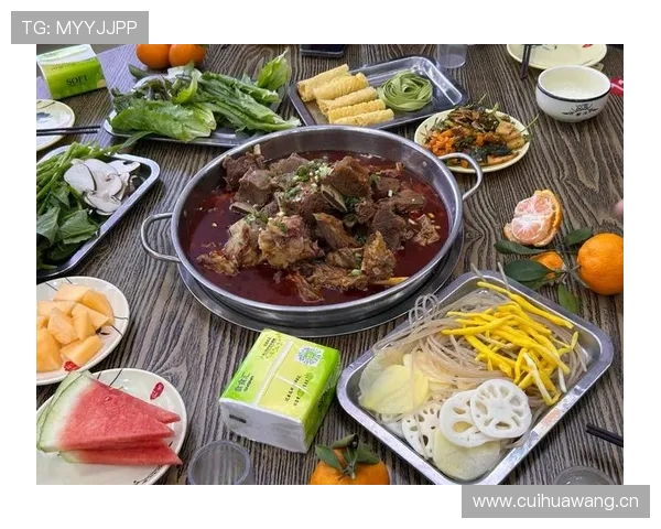 莱万每天凌晨四点起床吃牛排，这谁顶得住啊